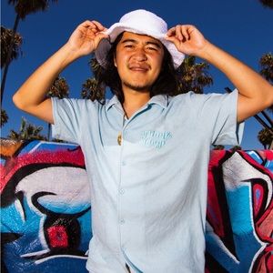 Hüntz chop is Sus terrycloth button up shirt blue